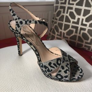 NIB Nina Sana Platform Sandals
